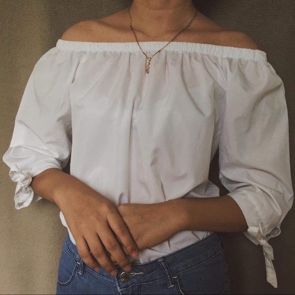 White off the shoulder linen shirt REVAMPED - Picture 2 of 2